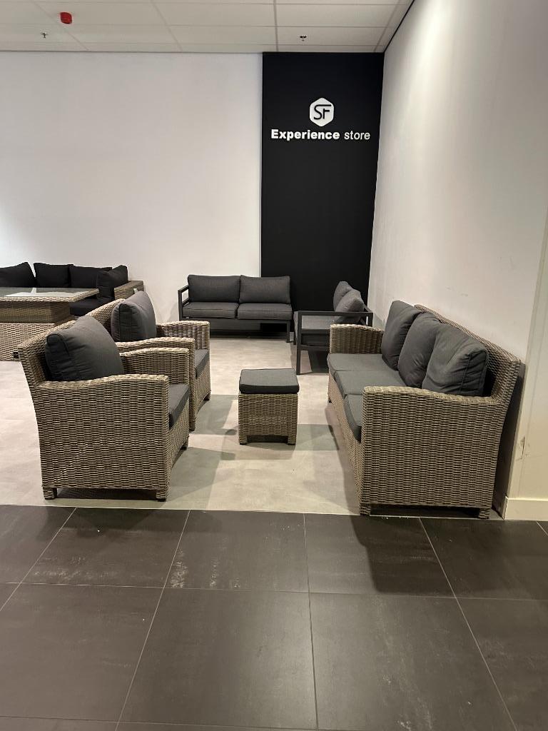 Te koop: stoel-bank loungeset (aluminium, wicker), Tuin en Terras, Tuinsets en Loungesets, Ophalen, 5 zitplaatsen, Bank, Aluminium