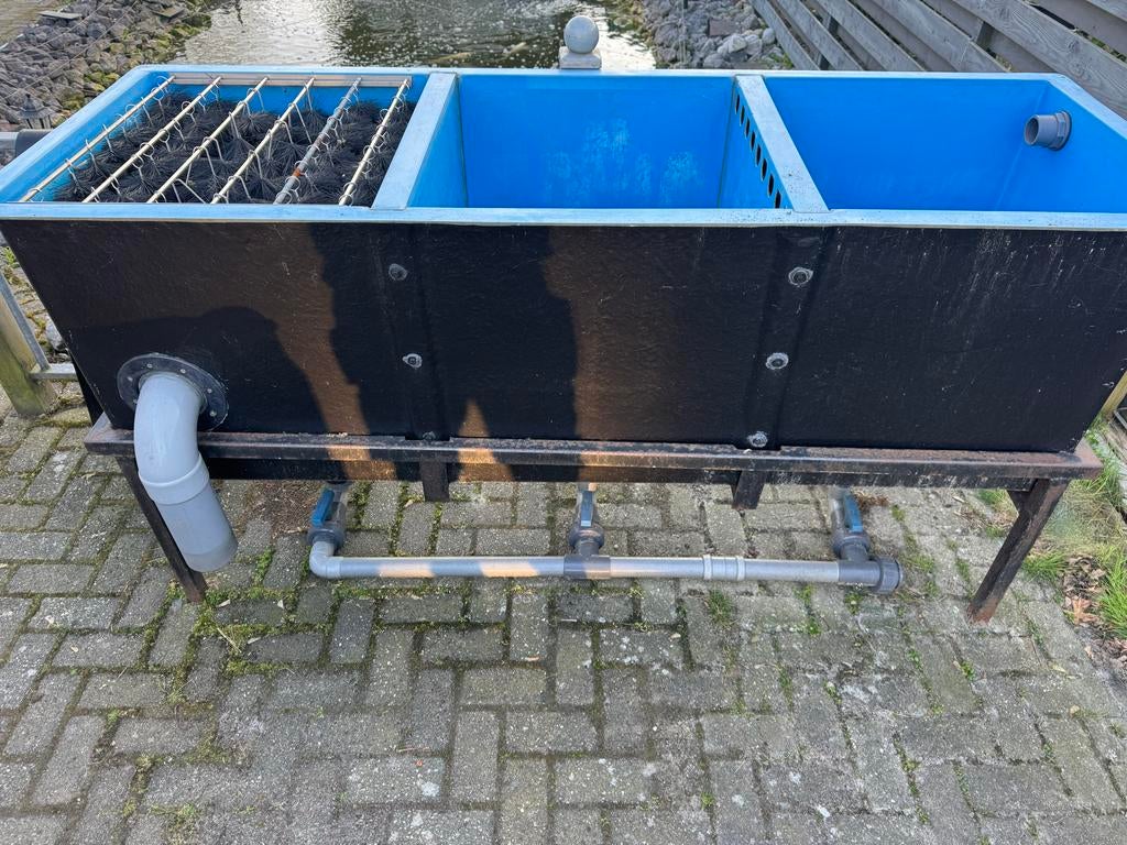 Grote polyester 3 kamer filter inclusief borstels, Ophalen, Gebruikt, Vijverfilter