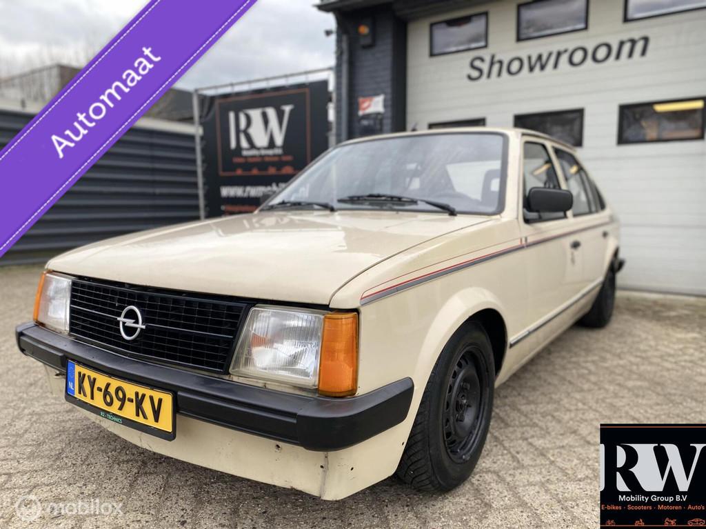 Opel Kadett 1.3 N *AUTOMAAT*NIEUWE APK*, Auto's, Oldtimers, 60 pk, Wit, Origineel Nederlands, Bedrijf