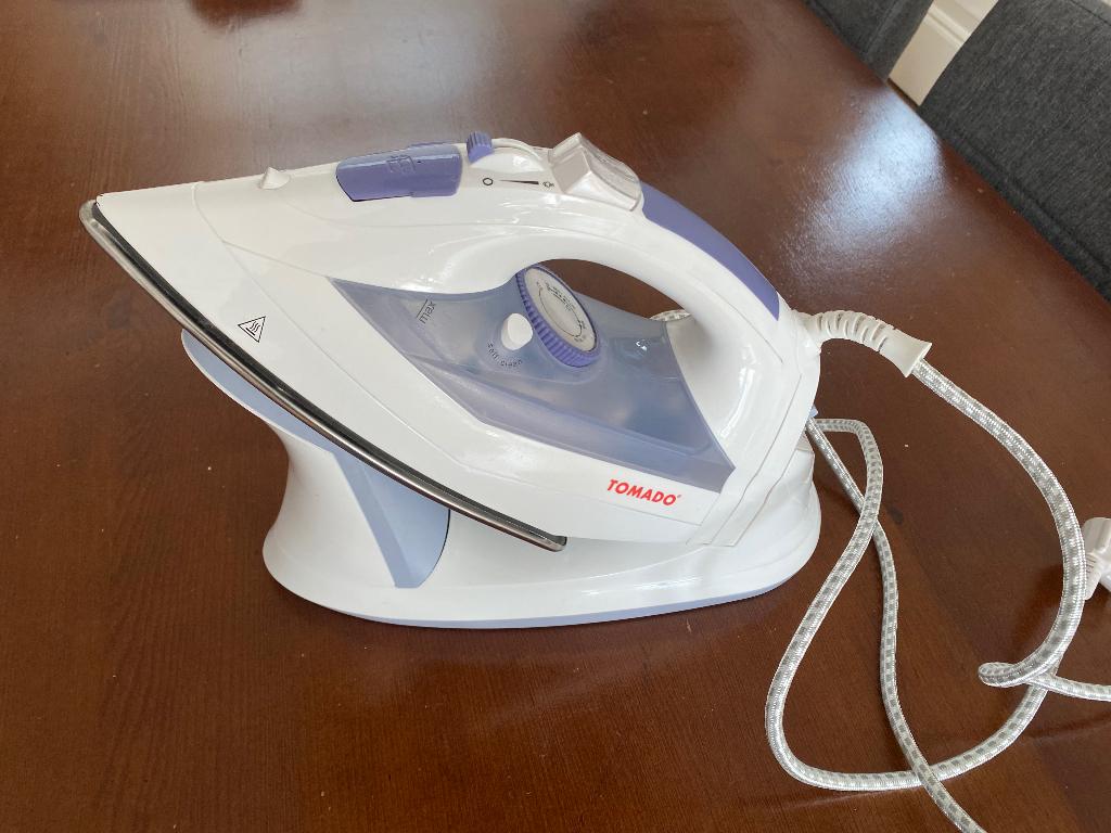 Strijkbout snoerloos, Witgoed en Apparatuur, Strijkijzers en Strijkplanken, Ophalen of Verzenden, Zo goed als nieuw, Draadloos strijkijzer