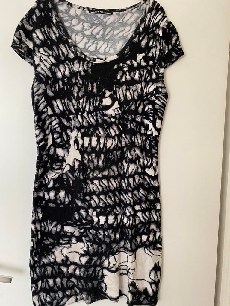 Sem per lei jurk maat 38, Kleding | Dames, Maat 38/40 (M), Zwart, Ophalen of Verzenden, Knielengte