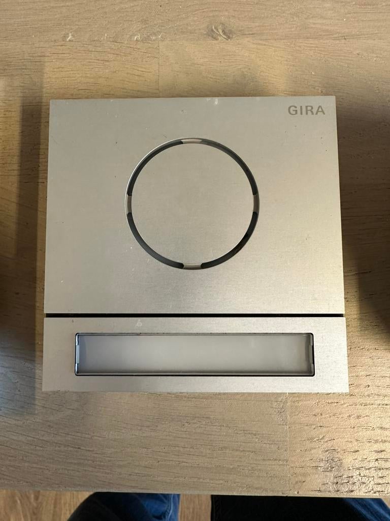 GIRA Systeem 106 intercom, Ophalen of Verzenden, Terugspreekfunctie, Zo goed als nieuw, Bedraad