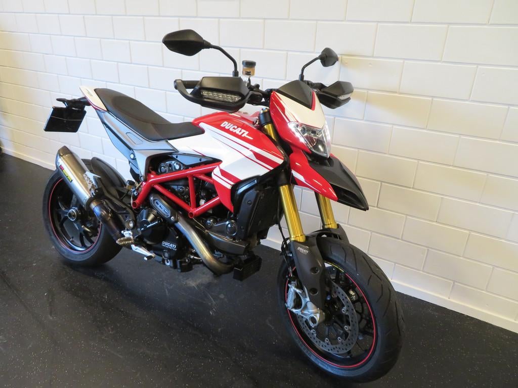 Ducati HYPERMOTARD 939 SP ABS AKRA VET! (bj 2016) - foto 2