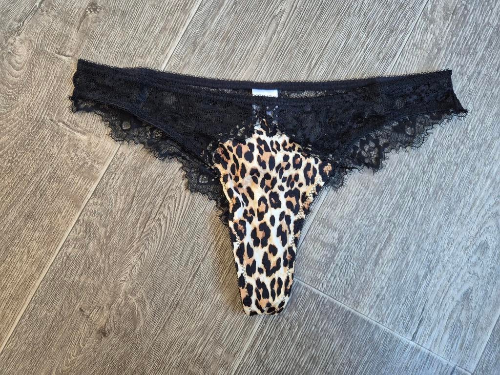 Tijgerprint string, Verzenden, Zwart, String