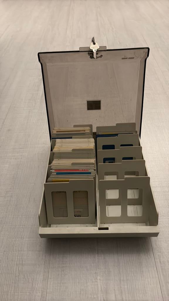 Floppy disk 44 diskettes, Computers en Software, Vintage Computers, Ophalen