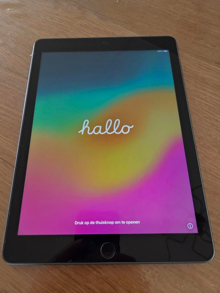 iPad 6e generatie 32GB Wi-Fi - Zo goed als nieuw, 10 inch, 32 GB, Apple iPad, Ophalen of Verzenden