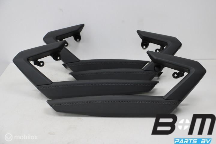 Set armsteunen deurpanelen Audi A3 8Y SB 8Y0867173A, Auto-onderdelen, Interieur en Bekleding, Gebruikt