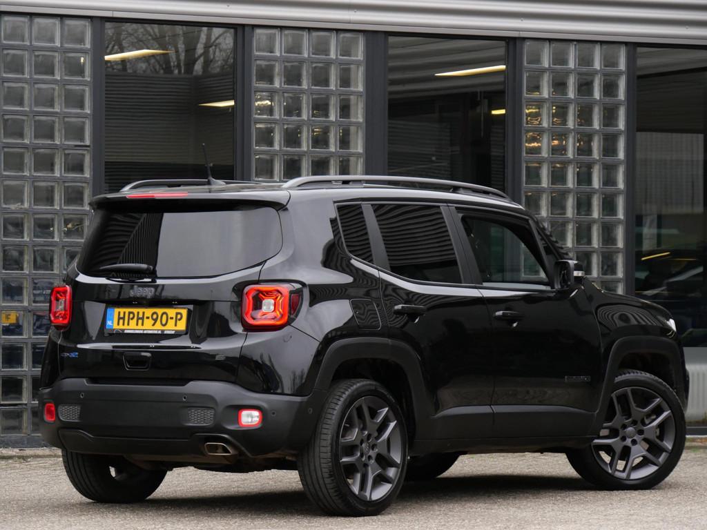 Jeep Renegade 4xe 240 PLUG-IN/ 19INCH/ LEER/ KENWOOD PREMIUM, Automaat, Gebruikt, 4 cilinders, Zwart