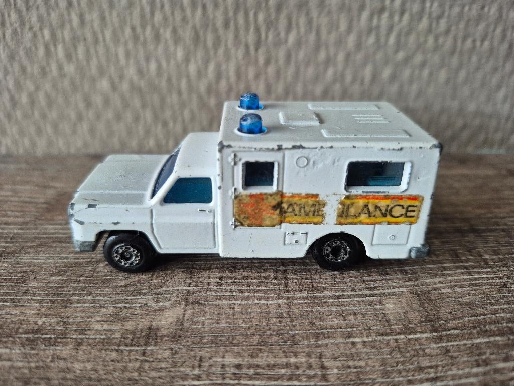 Vintage Matchbox superfast no 41 ambulance 1977, Verzamelen, Speelgoed, Ophalen of Verzenden, Gebruikt