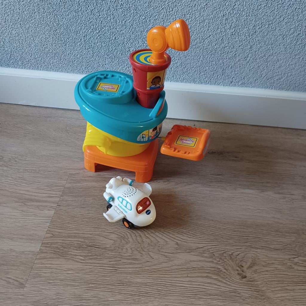 VTech Toet Toet Auto's Vliegveld met vliegtuig, Ophalen of Verzenden, Gebruikt