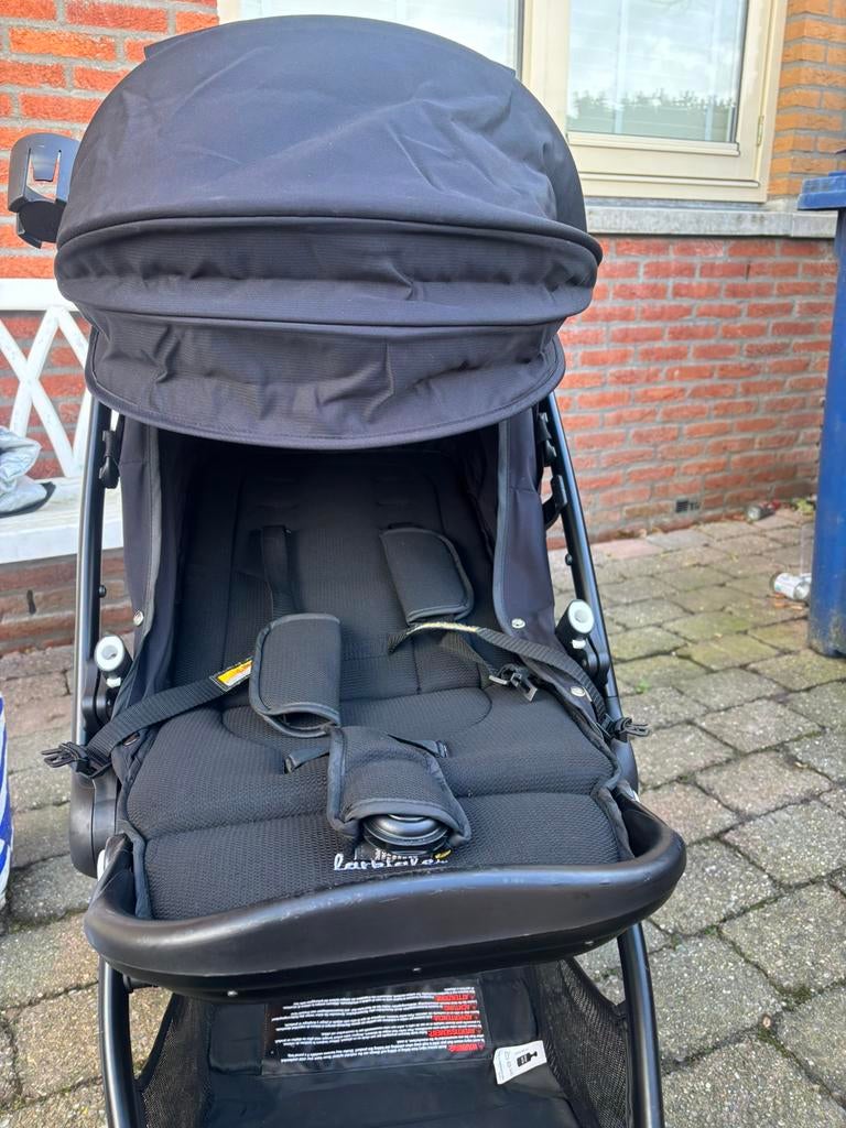 Larktale buggy, Ophalen, Zo goed als nieuw, Zonnekap