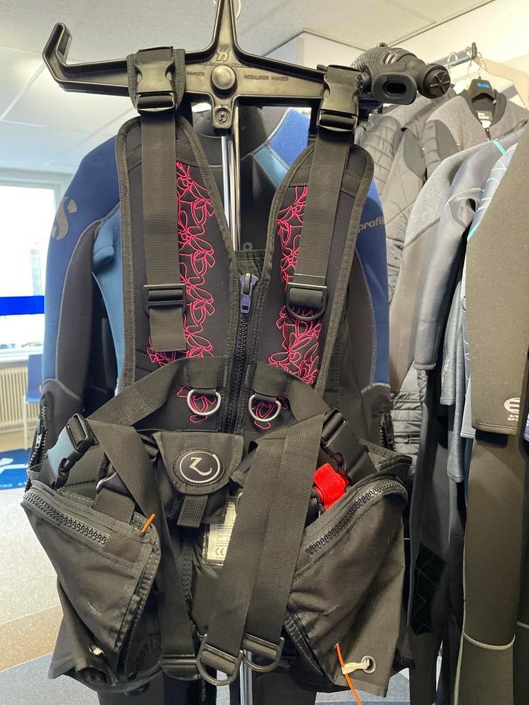 Zeagle trimvest Zena maat L, Watersport en Boten, Duiken, Ophalen of Verzenden, Zo goed als nieuw, Trimvest of Wing