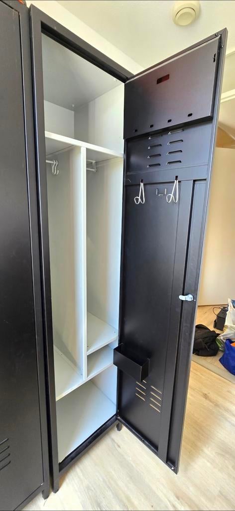 Lockerkasten, Ophalen