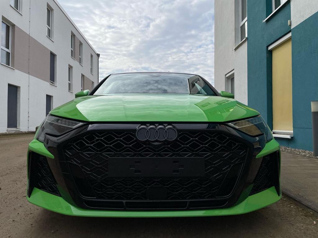 AUDI RS3 BESCHIKBAAR VOOR VERHUUR 18+‼️, Ophalen of Verzenden