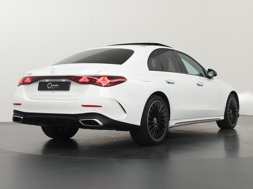 Mercedes-Benz E-klasse 300 e AMG Line | AMG | Panoramadak |, Auto's, Gebruikt, Euro 6, 4 cilinders, 167 km/l