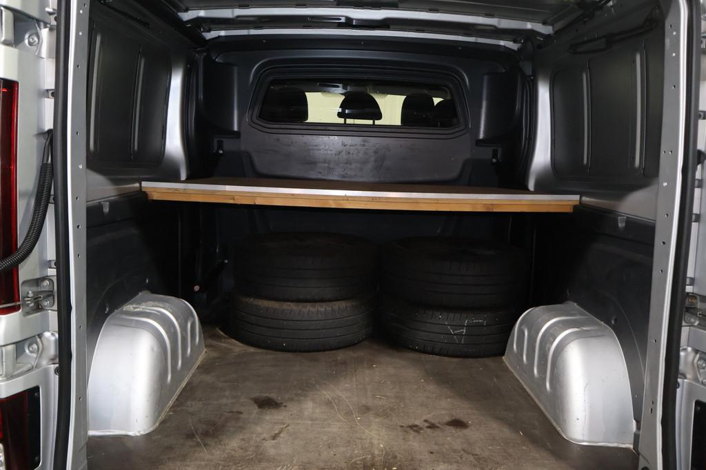 Fiat Talento 2.0 MJ 145pk L2 H1 Business Pro DC (bj 2020), Voorwielaandrijving, 145 pk, Stof, Gebruikt