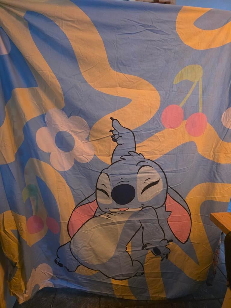 Stitch dekbedovertrek 2 persoons met 2 kussenslopen, Ophalen of Verzenden, Zo goed als nieuw, Tweepersoons, Dekbedovertrek