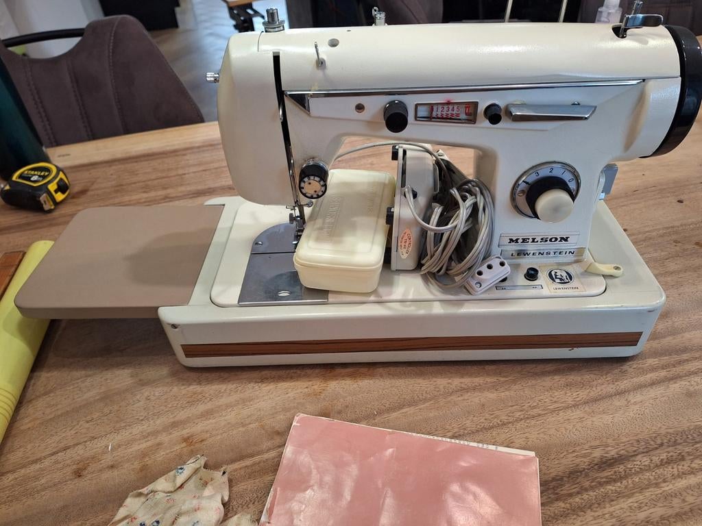 Melson Lewenstein CZ-512 Naaimachine - Nette staat, Ophalen, Gebruikt, Naaimachine, Lewenstein