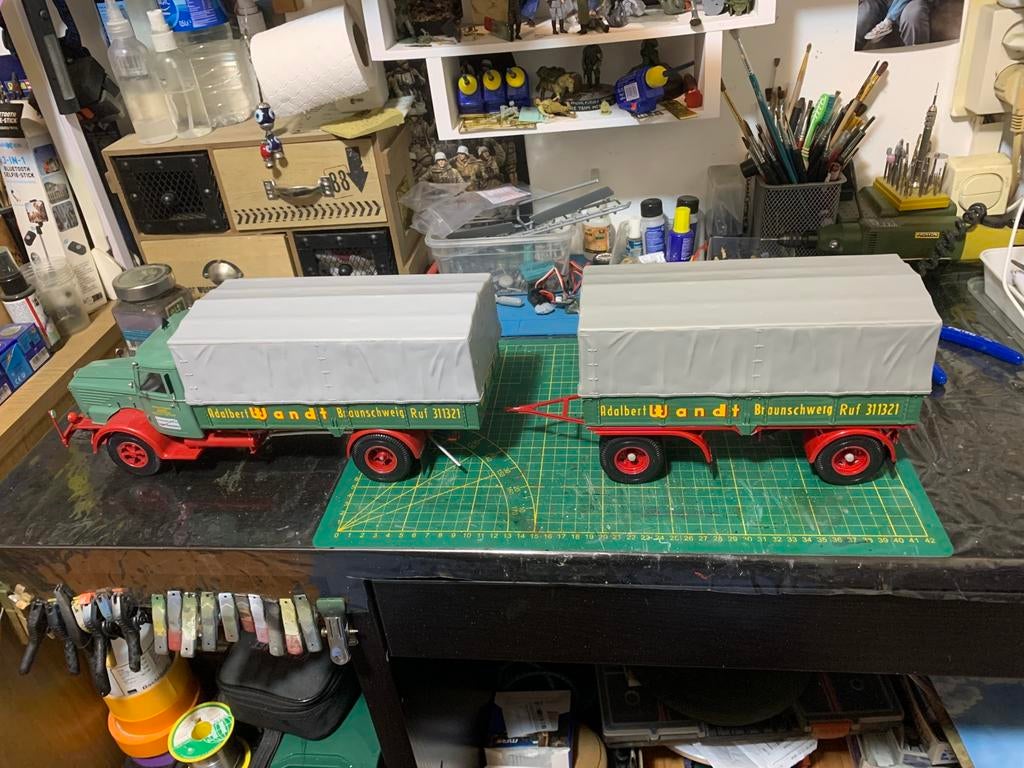 Büssing 8000 S13 truck schaal 1:24 met vitrine bij, Ophalen, Gebruikt, Bus of Vrachtwagen, Revell