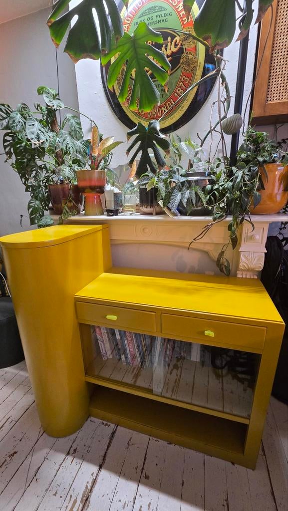 Opvallend geel kastje!, Ophalen, Gebruikt