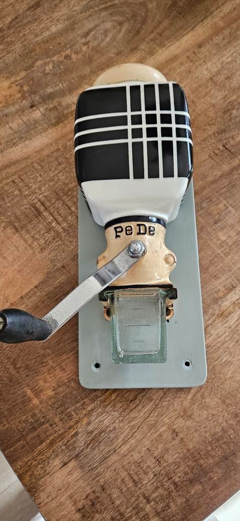 Oude Pe De koffiemolen, Ophalen of Verzenden