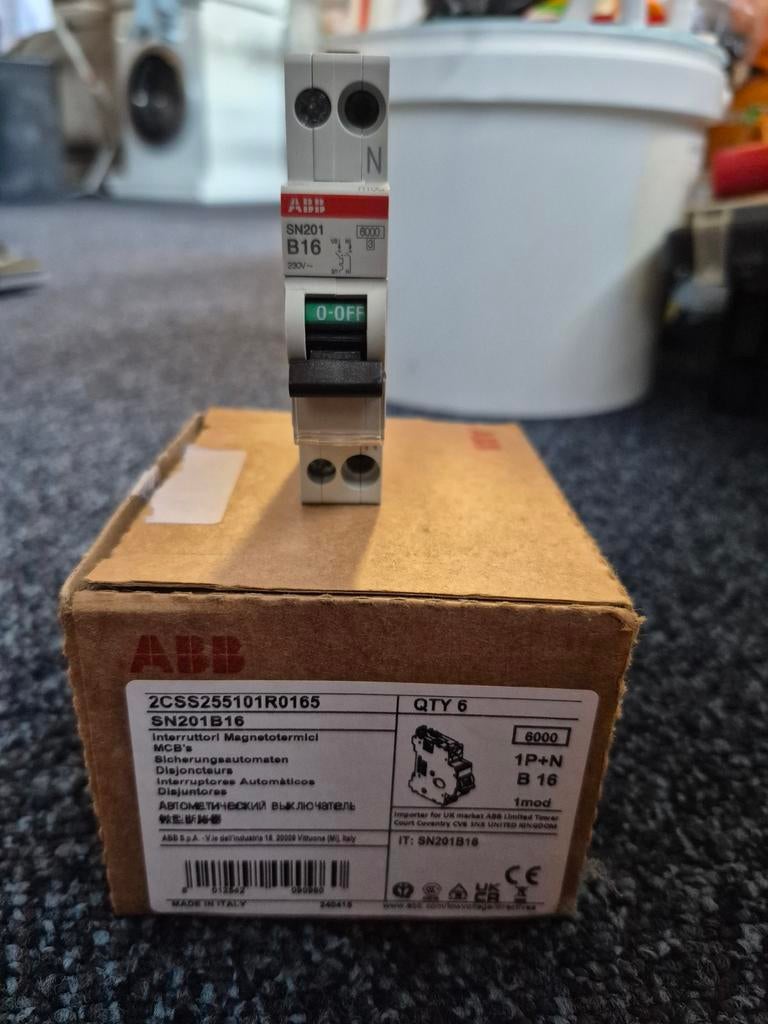 4x ABB installatieautomaat B16 NIEUW, Ophalen of Verzenden, Nieuw