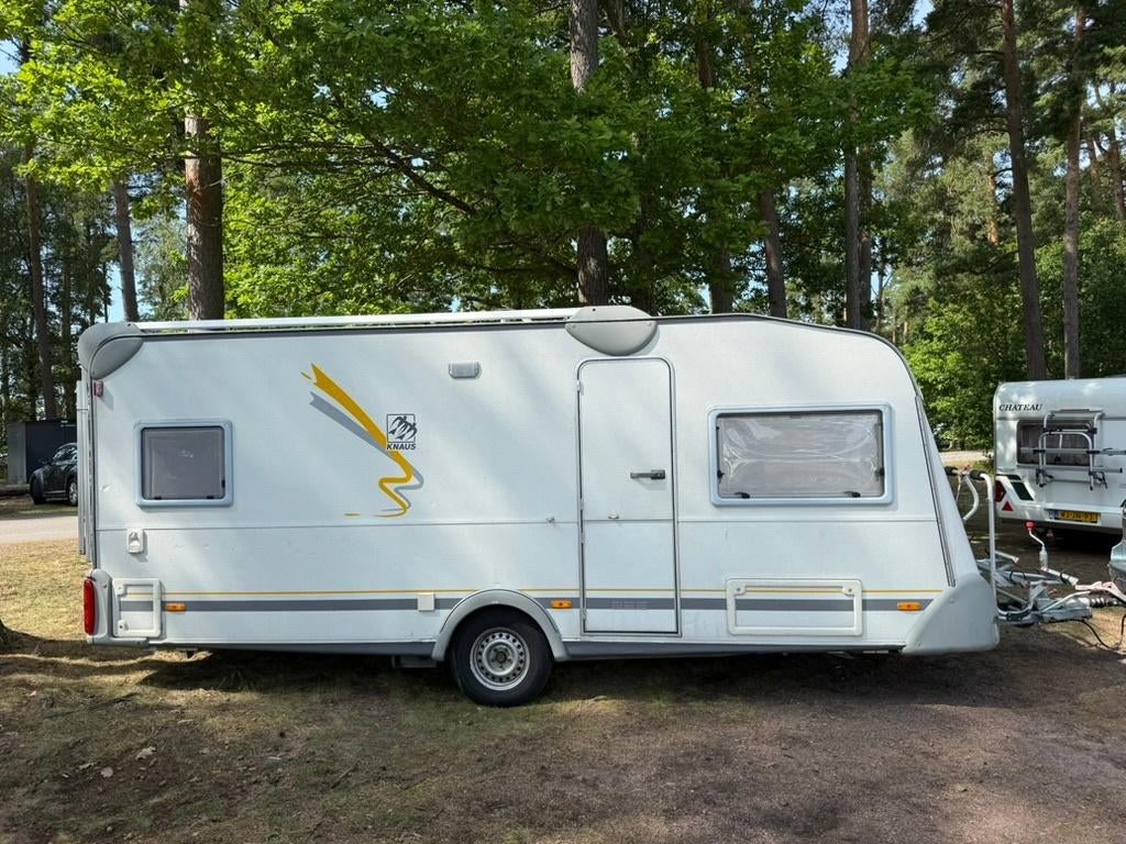 Knaus Südwind 500 – Ruime en nette caravan, Caravans en Kamperen, Rondzit, 7 tot 8 meter, Particulier, Knaus