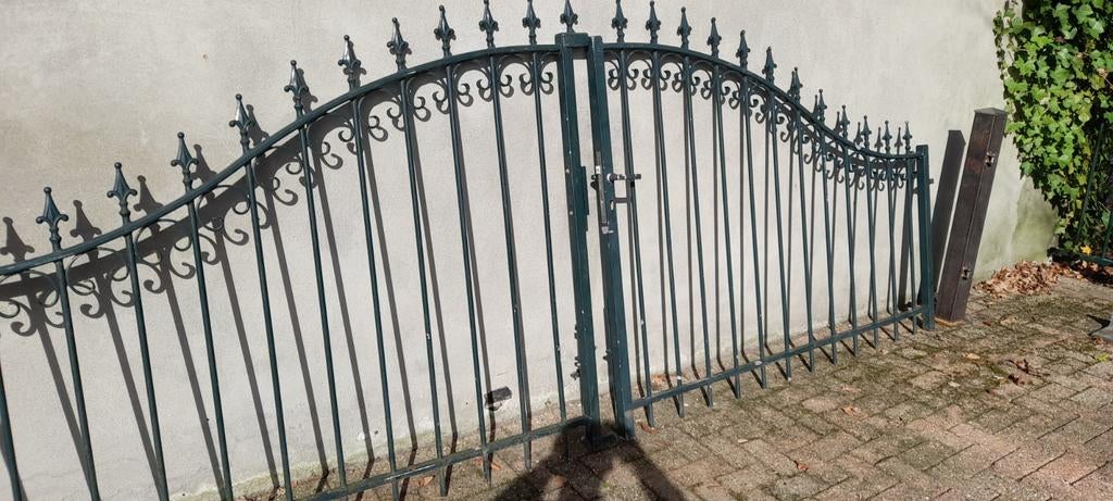 Sierpoort, Ophalen, IJzer