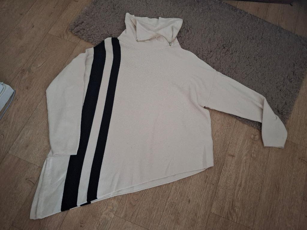 Mooie trui maat 48 NIEUW, Beige, Trui of Vest, Nieuw, Ophalen of Verzenden