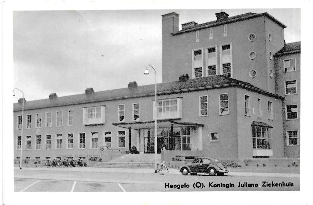 AK Hengelo - Koningin Juliana Ziekenhuis, VW Kever, Verzenden, 1940 tot 1960, Gelopen, Overijssel