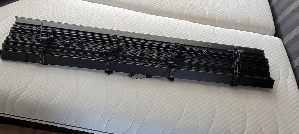 Jaloezien hout, Ophalen, Gebruikt