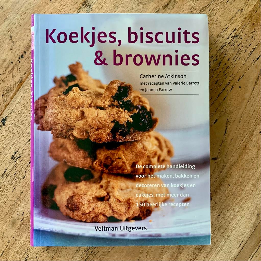 Koekjes, biscuits & brownies - Catherine Atkinson, Ophalen of Verzenden, Zo goed als nieuw, Overige gebieden, Taart, Gebak en Desserts