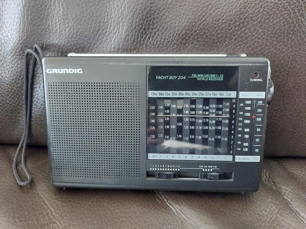 Grundig Yacht Boy 204 Wereldontvanger - Vintage Radio, Audio, Tv en Foto, Radio's, Ophalen of Verzenden, Gebruikt, Wereldontvanger