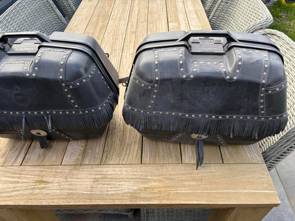 Koffers Suzuki Intruder, Ophalen, Gebruikt