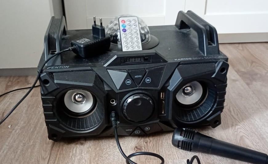 Fenton KAR100, nieuw EUR 75, Ophalen, Zo goed als nieuw, Complete set