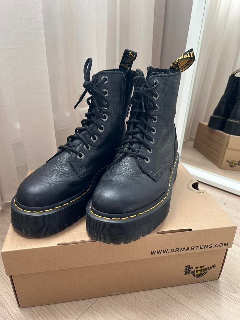 Dr martens laarzen, Kleding | Dames, Ophalen of Verzenden, Zo goed als nieuw, Zwart