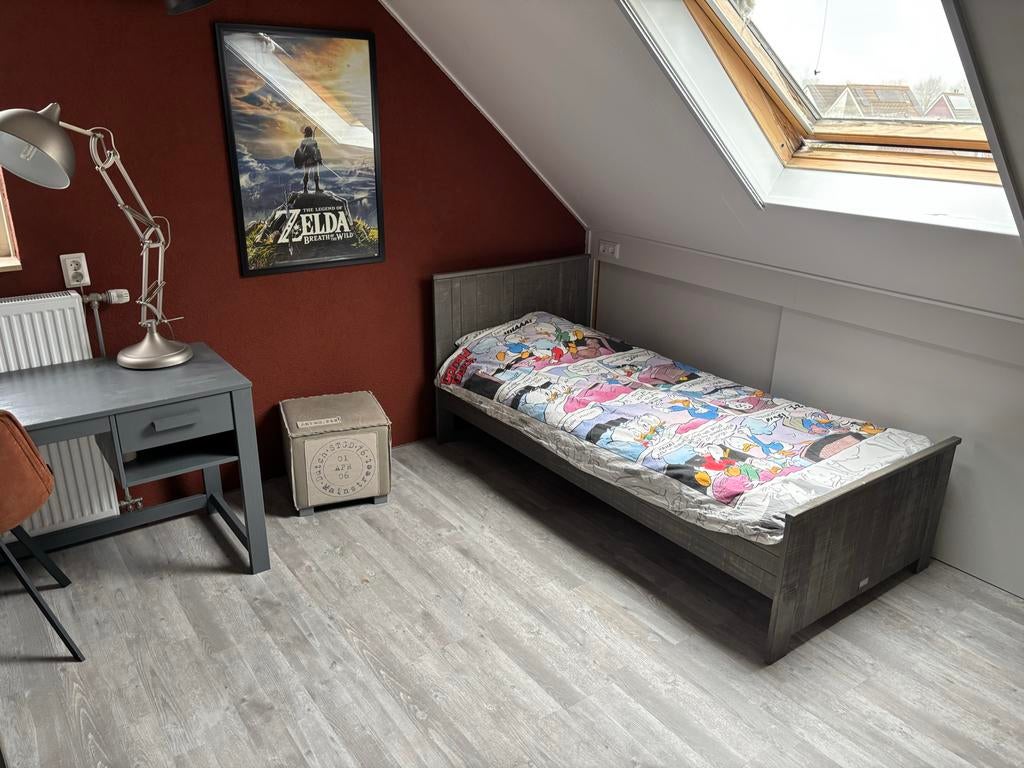 Complete tienerkamer: bed, bureau, kast en meer!, Ophalen, Gebruikt, Eenpersoons