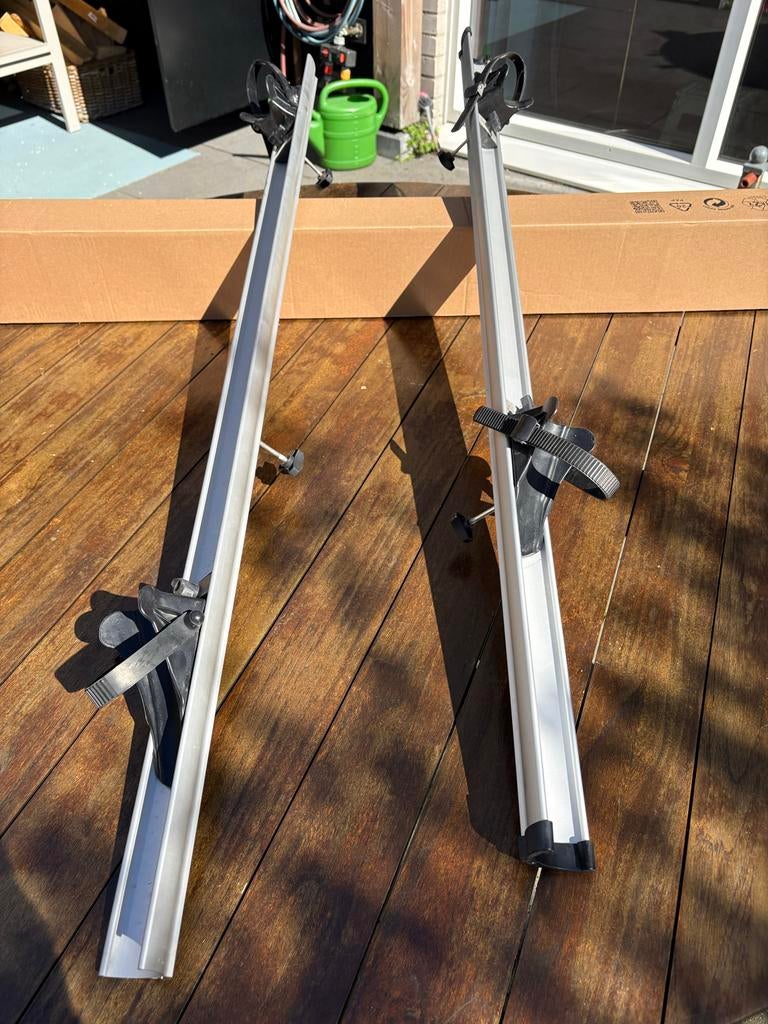 Twee fietsgoten voor fietsdragers, Ophalen of Verzenden, Gebruikt