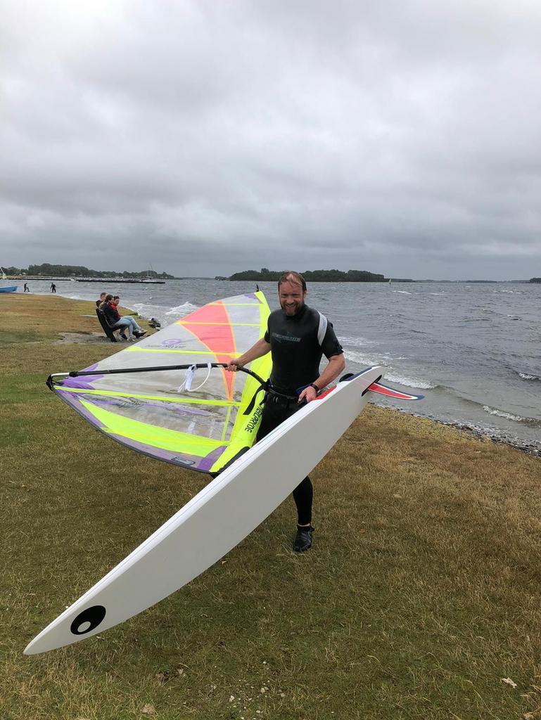 Windsurf set (bij voorkeur als set verkocht), Ophalen, 250 tot 300 cm, Complete set, 5 tot 7 m²