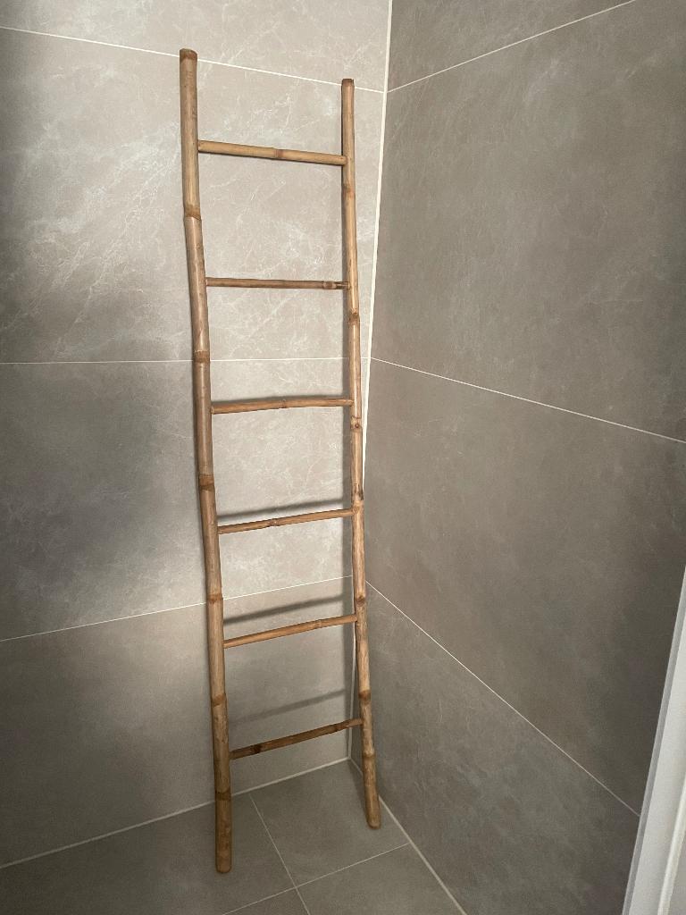 Houten decoratietrap, Ophalen, Zo goed als nieuw