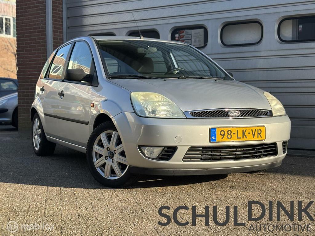Ford Fiesta 1.4-16V Ghia AUTOMAAT|TREKHAAK|AIRCO|ELEKTRISCHE, 15 km/l, 4 cilinders, Origineel Nederlands, Bedrijf