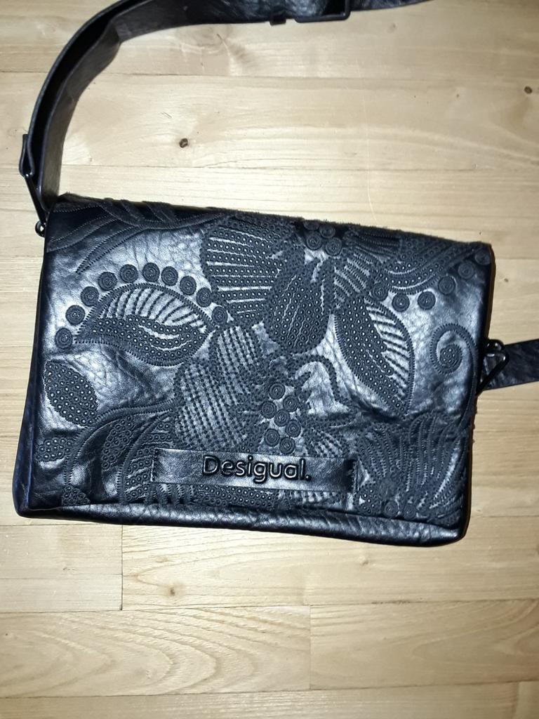 Zwarte Desigual tas, Sieraden, Tassen en Uiterlijk, Ophalen of Verzenden, Zo goed als nieuw, Zwart