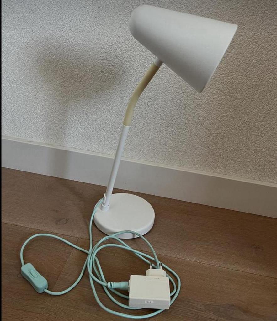 Tafellamp wit, Huis en Inrichting, Lampen | Tafellampen, Ophalen, Gebruikt, Minder dan 50 cm