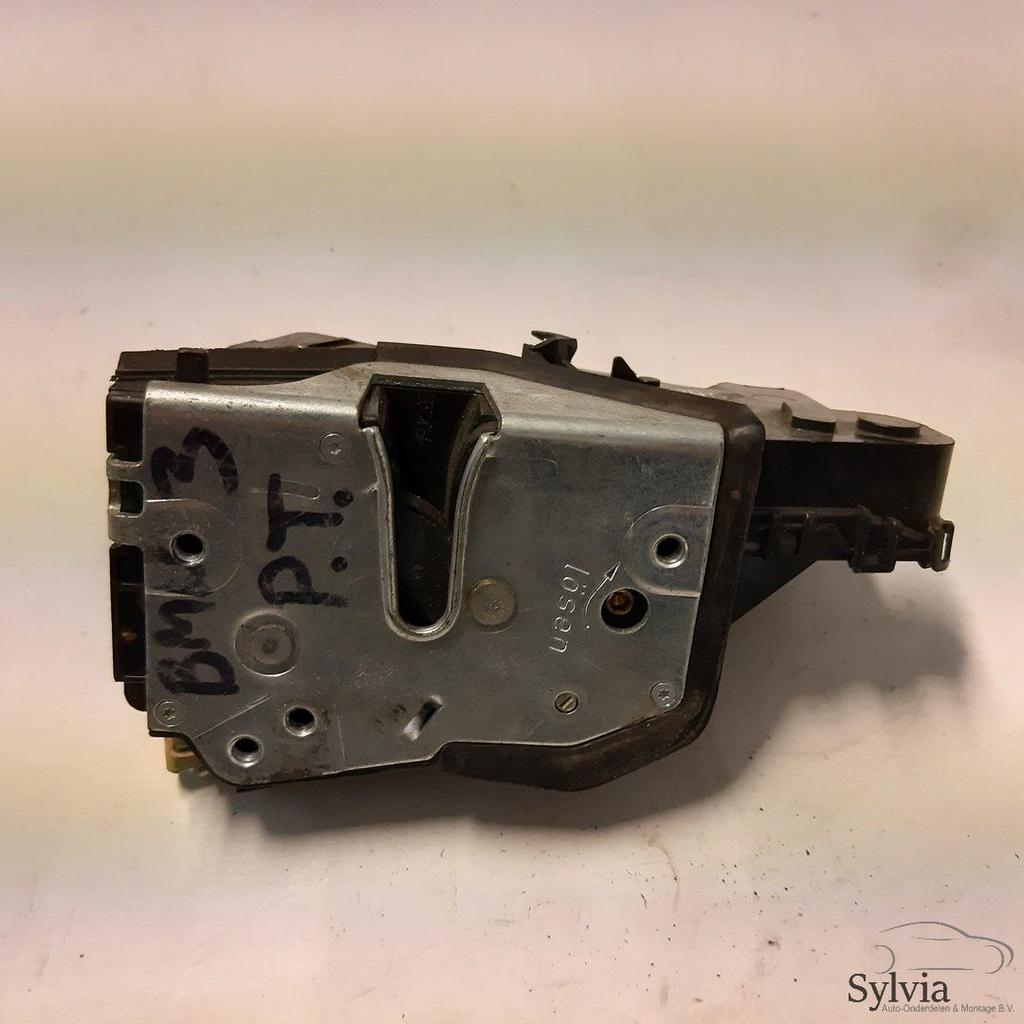 Deurslot (EU) rechts achter binnenzijde deur BMW 3 serie E46, Auto-onderdelen, Carrosserie en Plaatwerk, Gebruikt, -, -, Ophalen of Verzenden