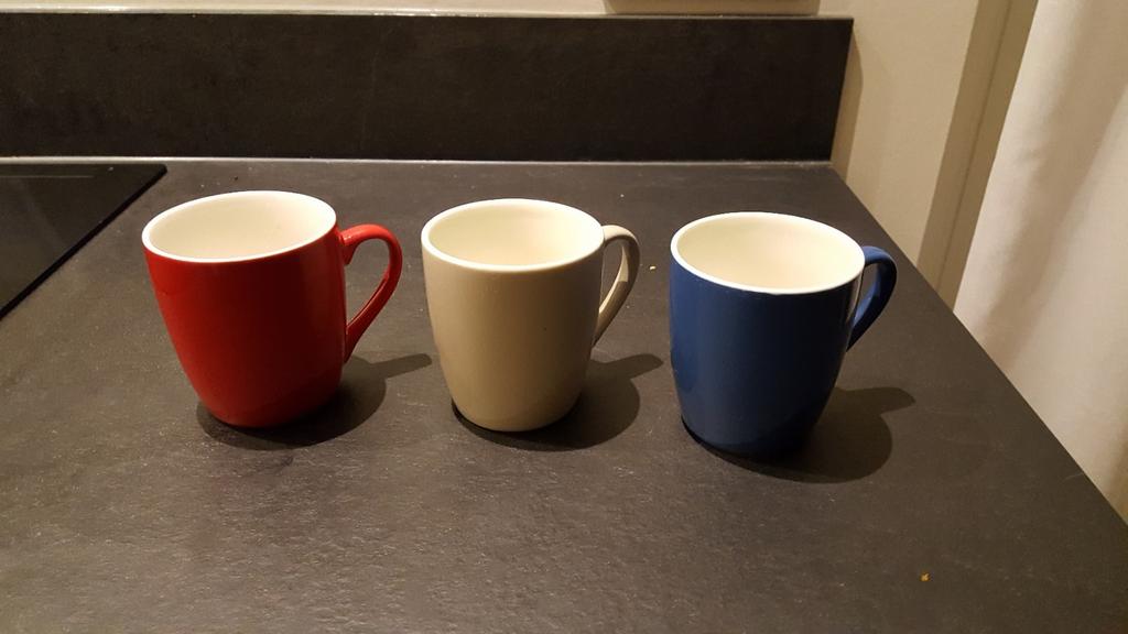 Mokken in 3 verschillende kleuren NIEUW, Huis en Inrichting, Overige typen, Nieuw, Ophalen of Verzenden, Overige stijlen