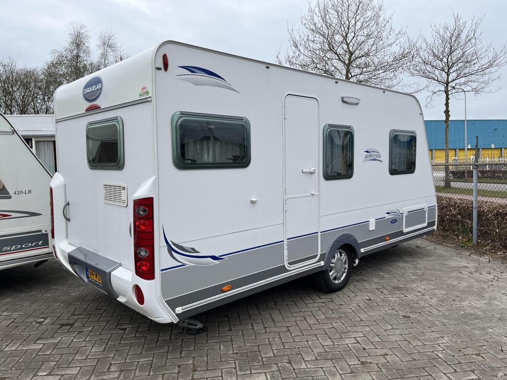 Caravelair Ambiance Style 465 (1041272), Caravans en Kamperen, Treinzit, 4 tot 5 meter, Caravelair, Tot en met 4