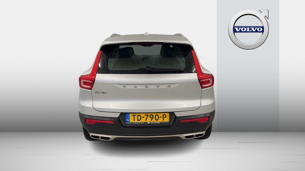 Volvo XC40 1.5 T3 Momentum | Navigatie | Achteruitrijcamera, 12 maanden, Gebruikt, Euro 6, 156 pk