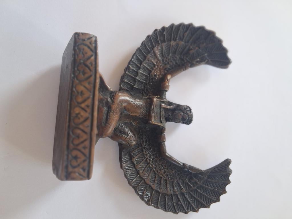 Egyptisch Isis Beeldje - Gevleugelde Godin, Verzamelen, Beelden en Beeldjes, Gebruikt, Religie, Ophalen of Verzenden