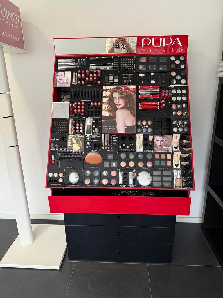 pupa milano make up display, Sieraden, Tassen en Uiterlijk, Uiterlijk | Cosmetica en Make-up, Ophalen of Verzenden, Zo goed als nieuw