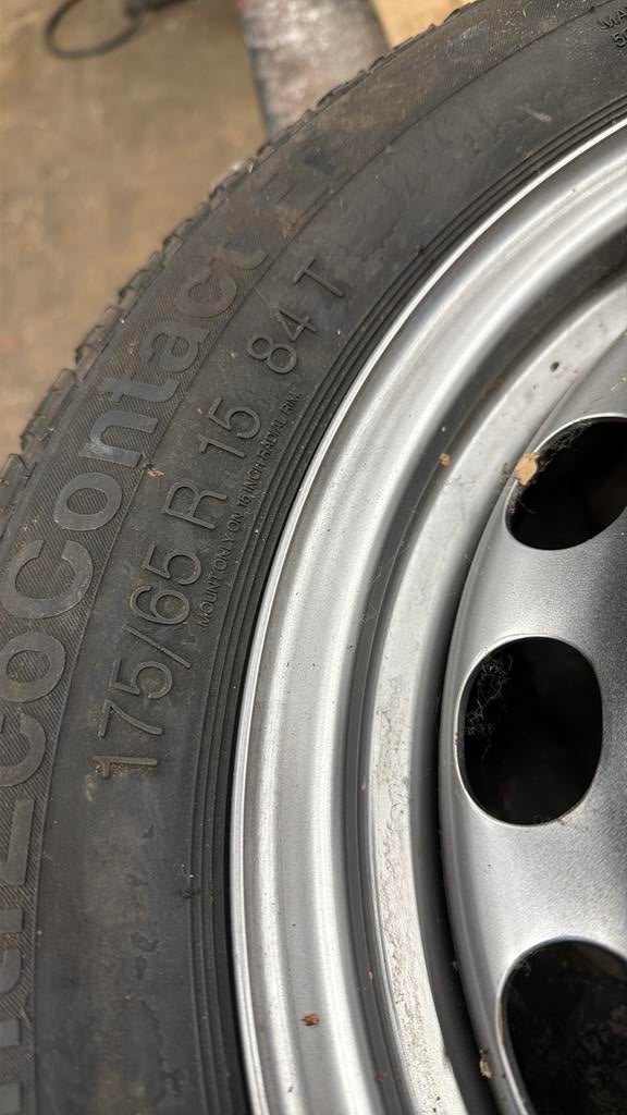 175 65 r 14.  Met velg 4x114,3, Ophalen, ?, Volvo, ?